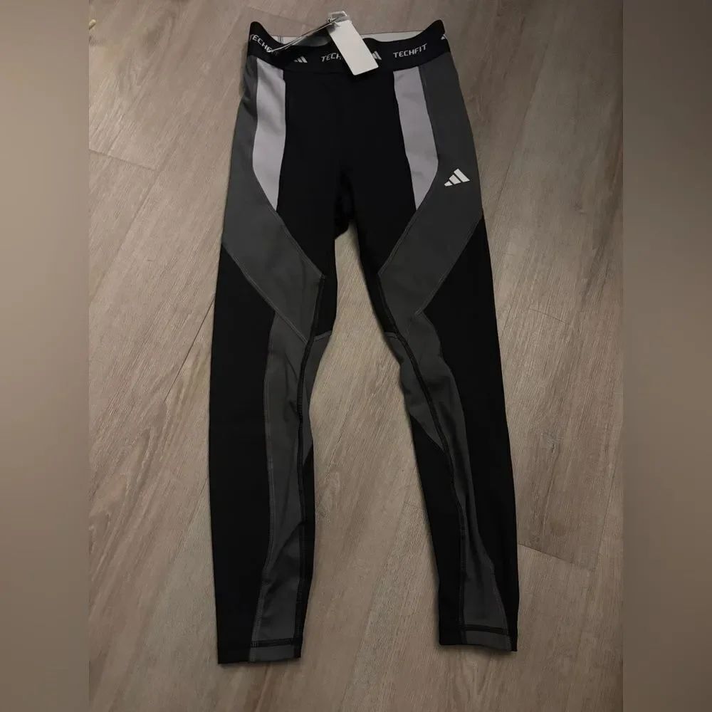 Adidas Women's techfit 7/8 Black and Gray leggings